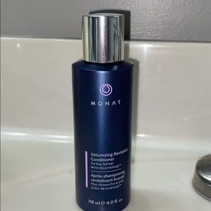 Monat Volumizing conditioner- never used- 4 fl oz